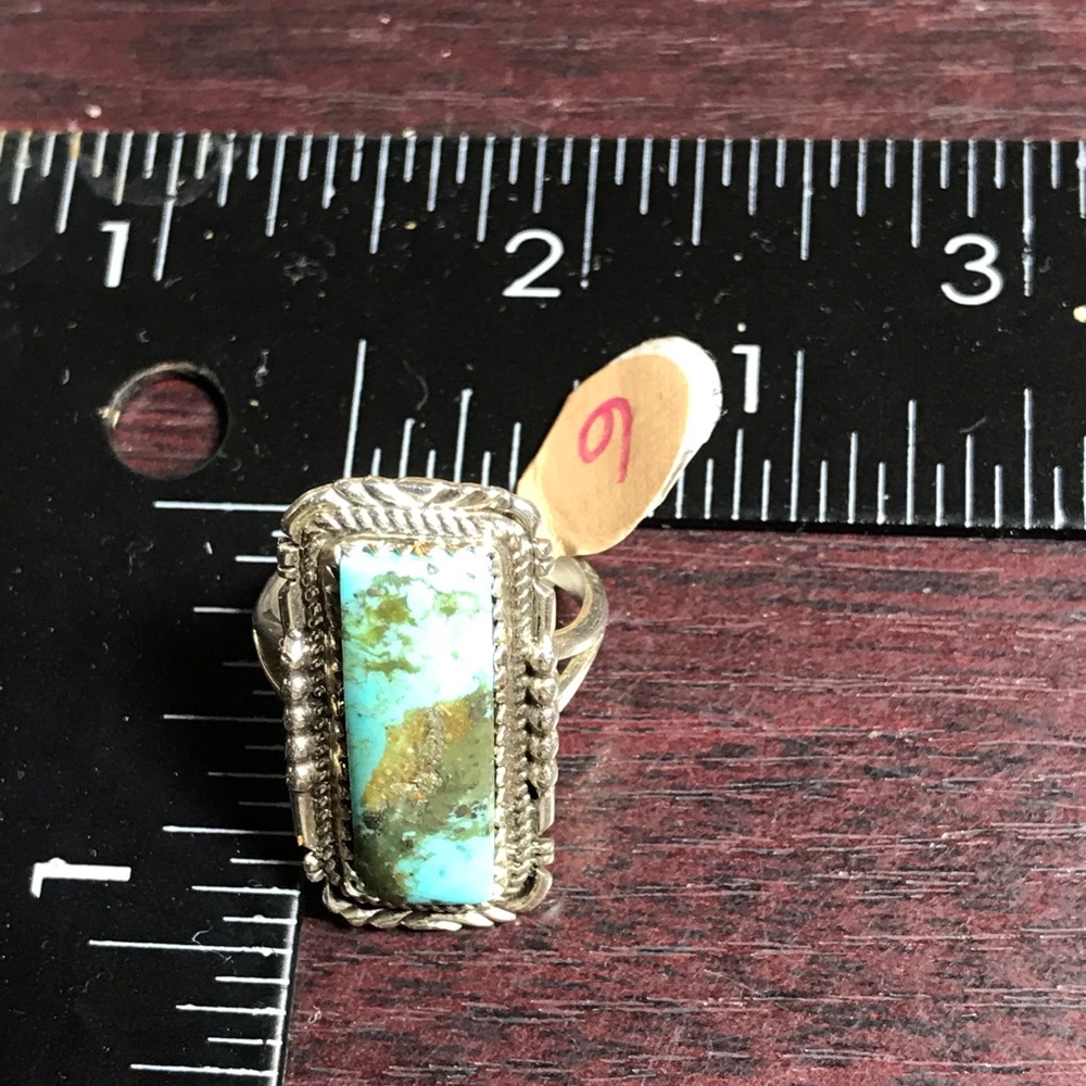 Substantial turquoise and sterling ring. - Picture 5 of 6